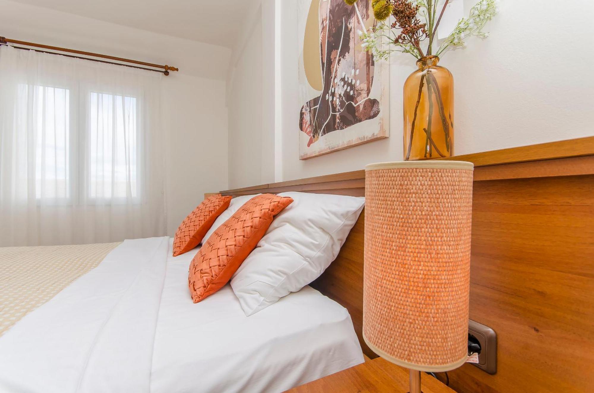 House Hotel Plava Laguna Tisno Exterior foto